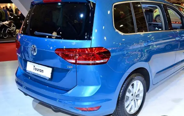 Volkswagen Touran II-6