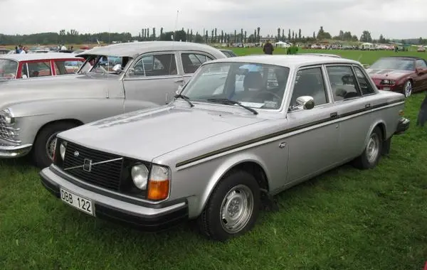 Volvo 240 (P242,P244)