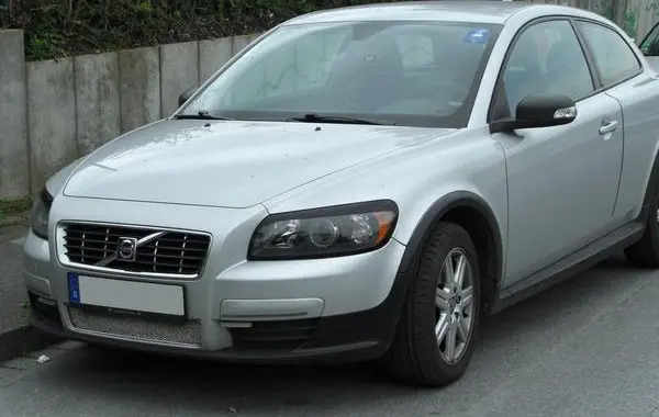 Volvo C30-6