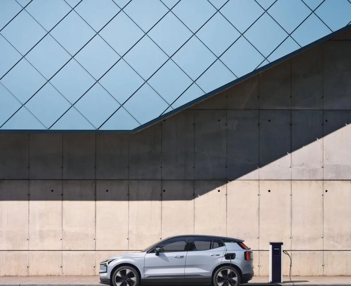 Volvo EX30-1