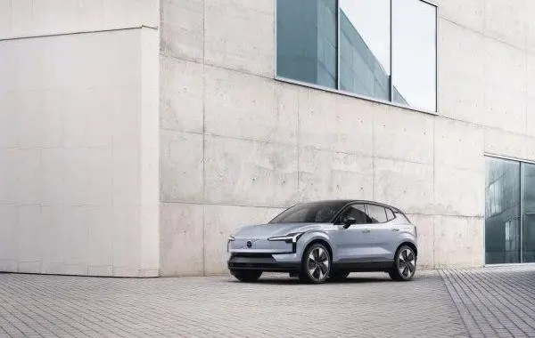 Volvo EX30