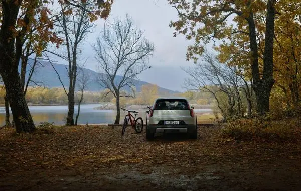 Volvo EX60 Cross Country-4