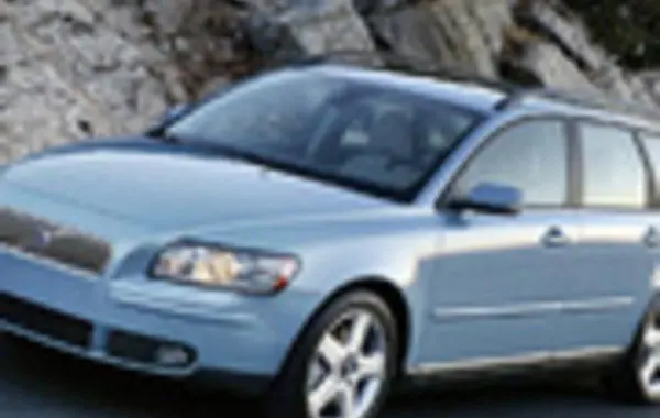 Volvo V50-1