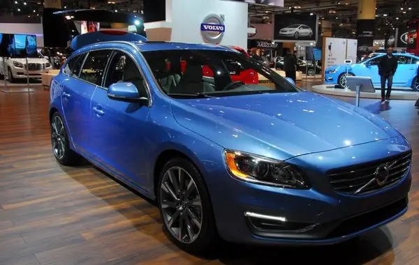 Volvo V60 I (2013 facelift)-4