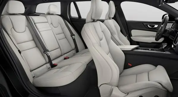Volvo V60 II Cross Country-9
