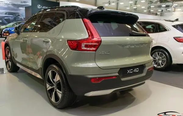 Volvo XC40-7