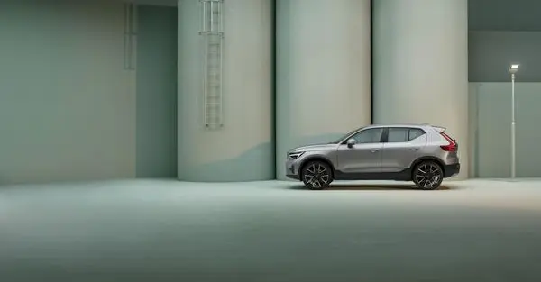 Volvo XC40 (facelift 2022)-13