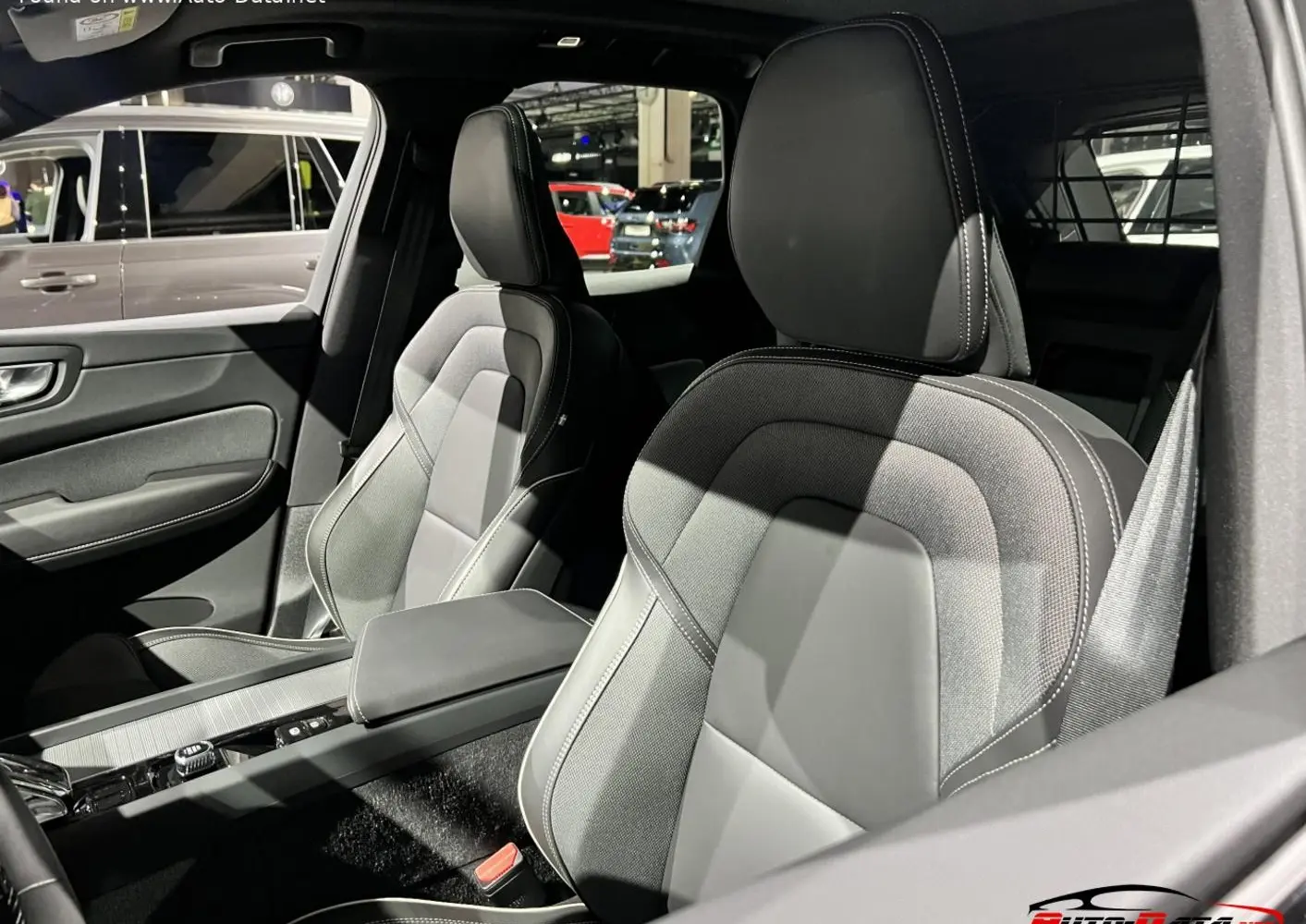 Volvo XC60 II (facelift 2021)-11
