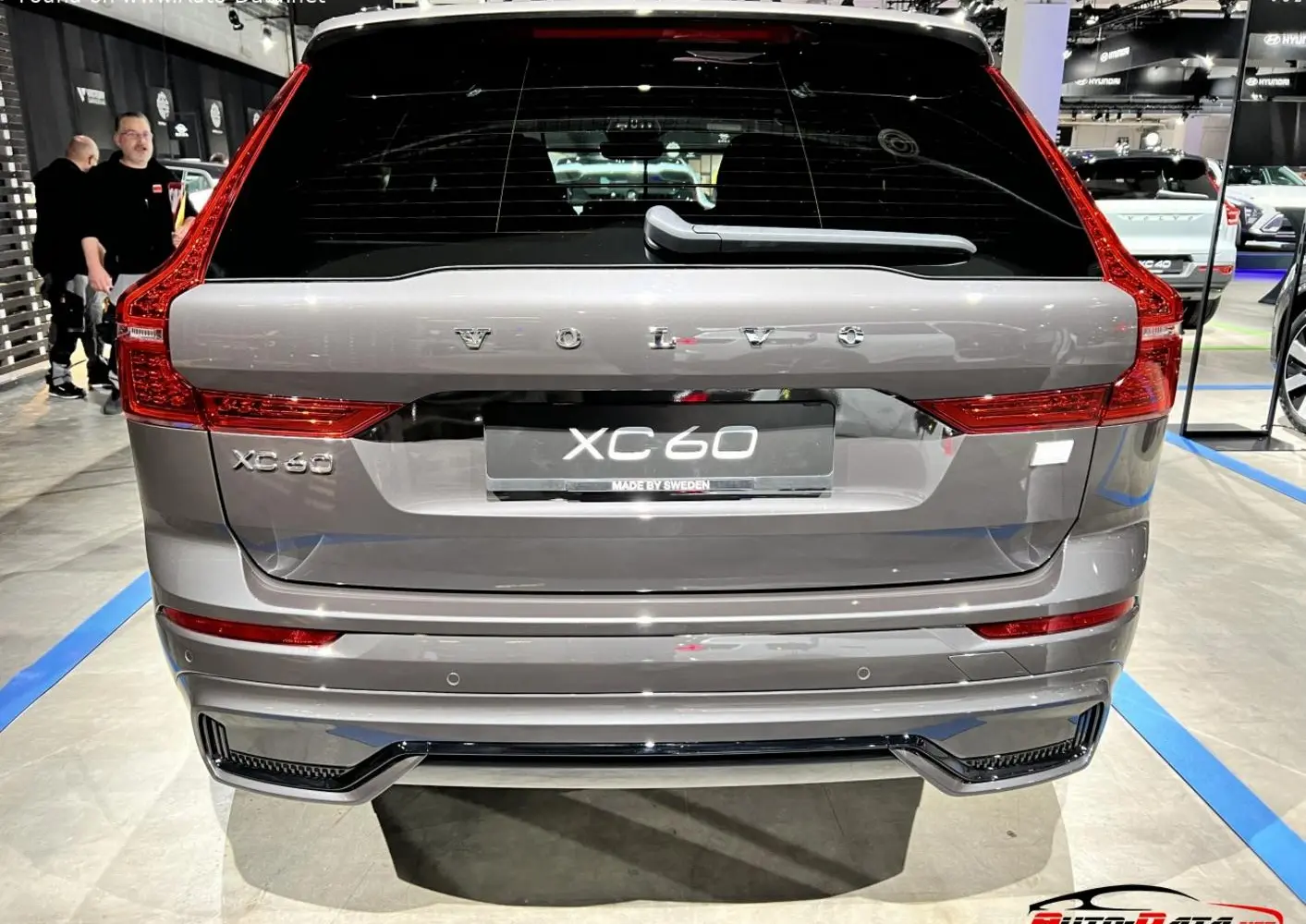Volvo XC60 II (facelift 2021)-4