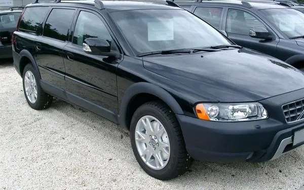 Volvo XC70 I (facelift 2004)-2