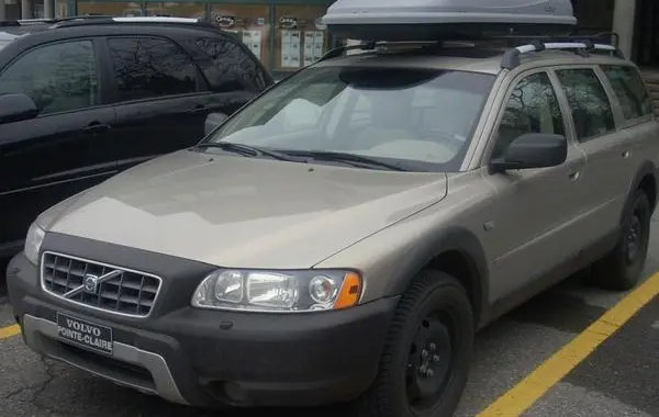 Volvo XC70 I (facelift 2004)-1
