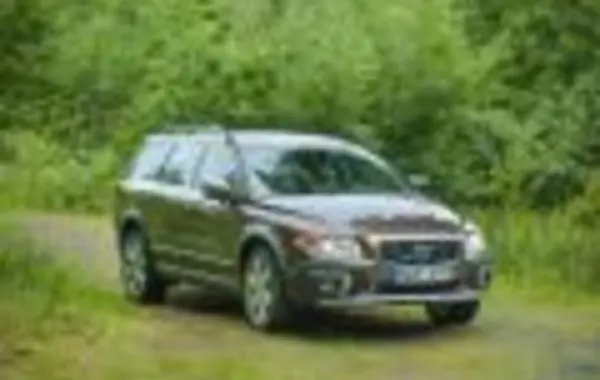 Volvo XC70 II (facelift 2013)-4