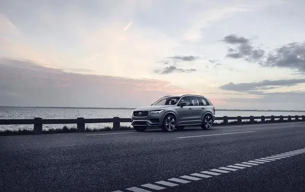 Volvo XC90 II (facelift 2019)-7