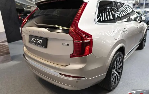 Volvo XC90 II (facelift 2019)-4
