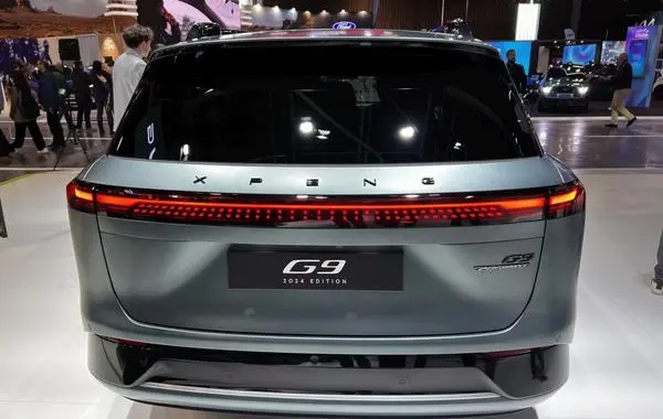 XPENG G9-8