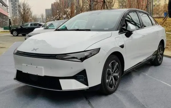 XPENG P5