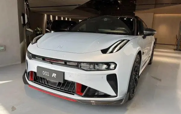 Zeekr 001 (facelift 2024)