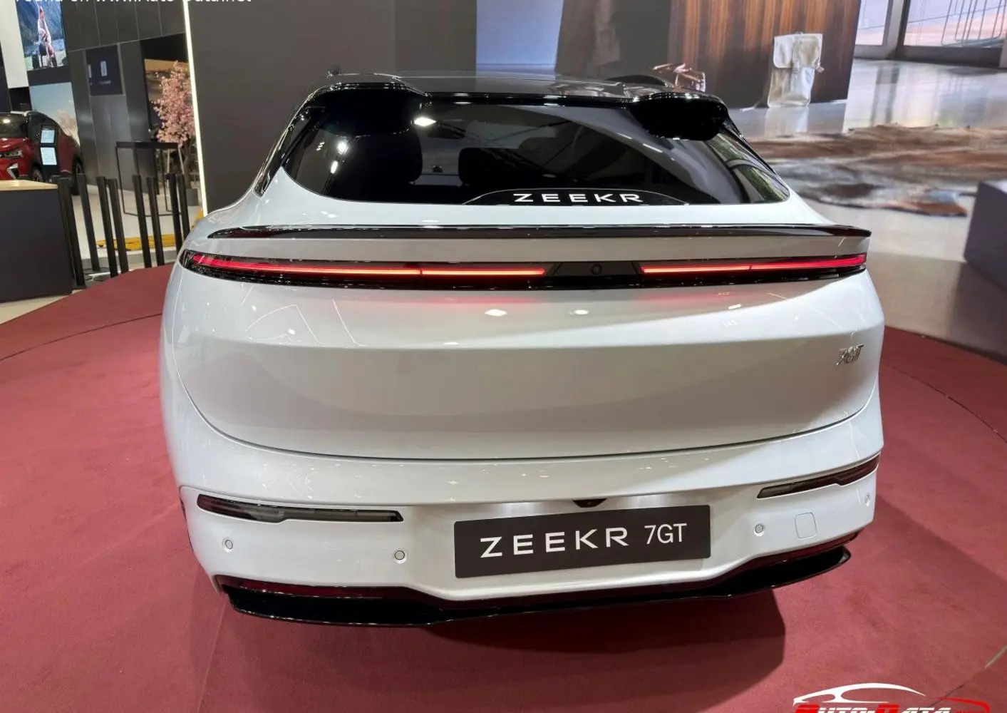 Zeekr 7GT-5