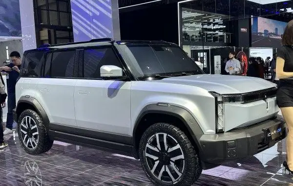 iCAR 03